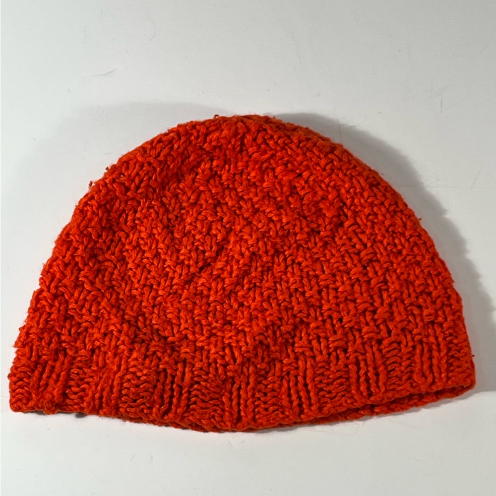 Super cute, bright, orange, knit slouch beanie